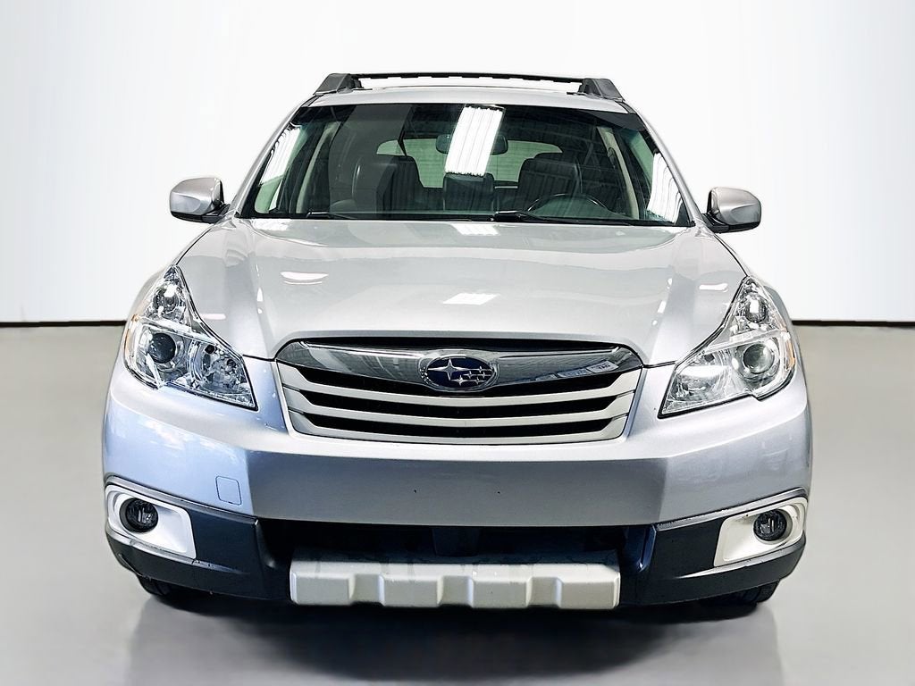 2011 Subaru Outback 3.6R Limited Pwr Moon/Nav