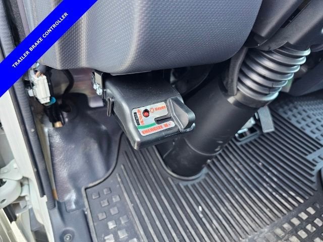 2024 Chevrolet Low Cab Forward 4500 MEDIUM ASH GRAY