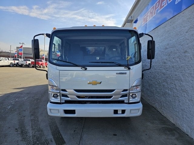 2024 Chevrolet Low Cab Forward 4500 MEDIUM ASH GRAY
