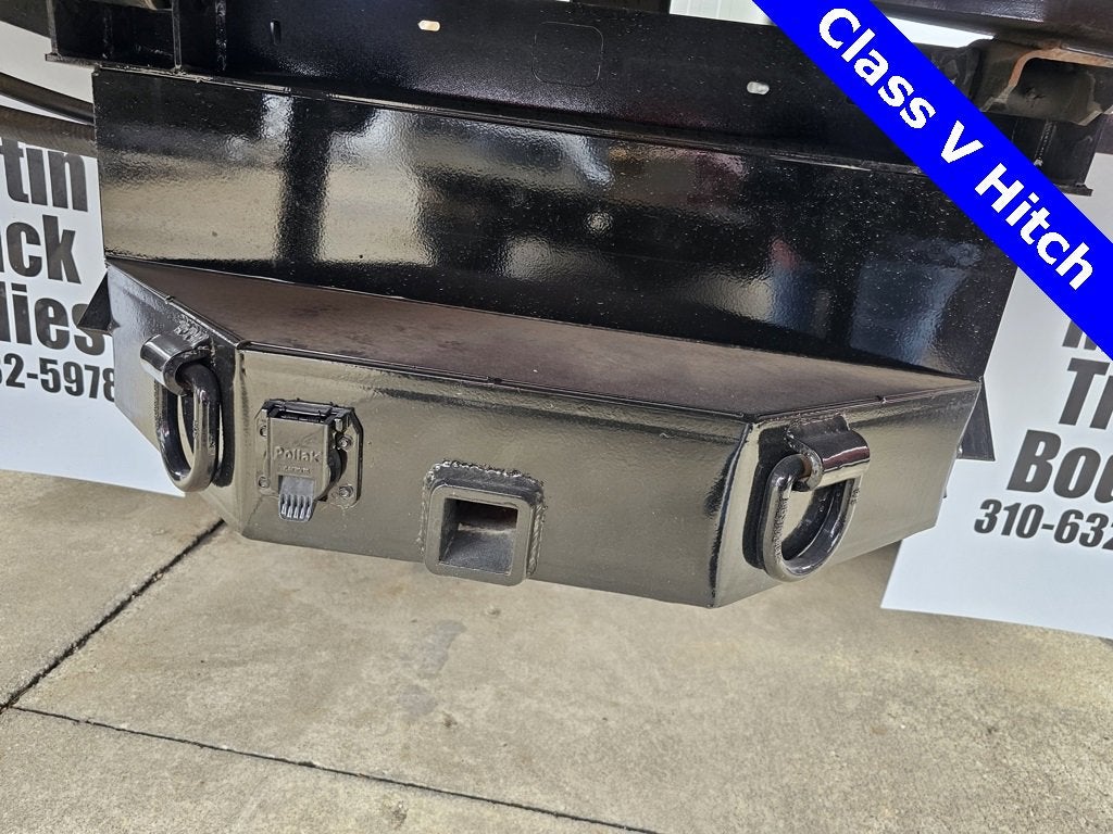 2024 Chevrolet Low Cab Forward 4500 Base