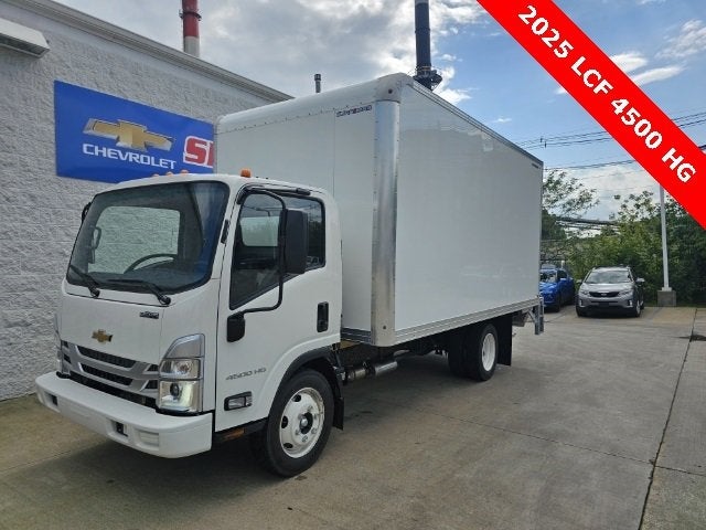 2025 Chevrolet Low Cab Forward 4500 MEDIUM ASH GRAY