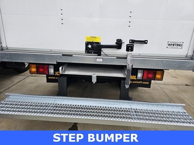 2025 Chevrolet Low Cab Forward 5500 XG MEDIUM ASH GRAY