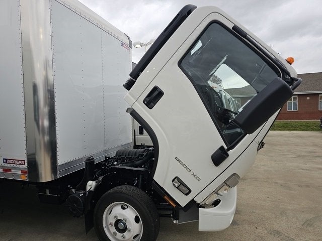 2025 Chevrolet Low Cab Forward 5500 XG Base