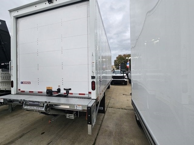 2025 Chevrolet Low Cab Forward 5500 XG Base