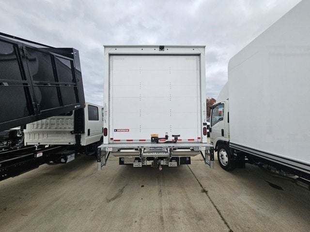 2025 Chevrolet Low Cab Forward 5500 XG Base