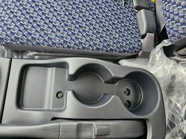 2025 Chevrolet Low Cab Forward 5500 XG Base