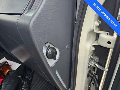 2025 Chevrolet Low Cab Forward 5500 XG Base