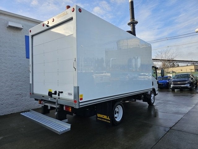 2025 Chevrolet Low Cab Forward 5500 XG Base