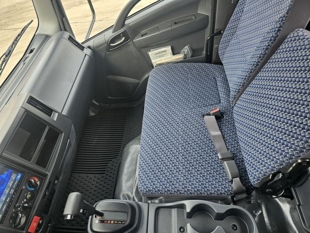 2025 Chevrolet Low Cab Forward 5500 XG MEDIUM ASH GRAY