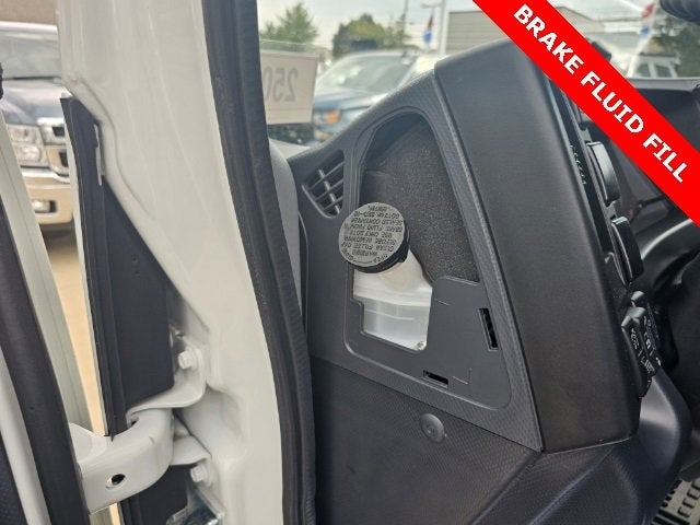 2025 Chevrolet Low Cab Forward 5500 XG MEDIUM ASH GRAY