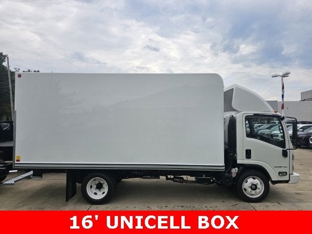 2025 Chevrolet Low Cab Forward 5500 XG MEDIUM ASH GRAY
