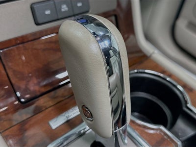 2014 Lincoln Navigator Base