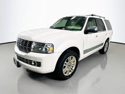 2014 Lincoln Navigator Base