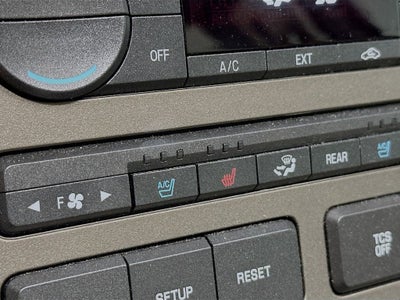 2014 Lincoln Navigator Base