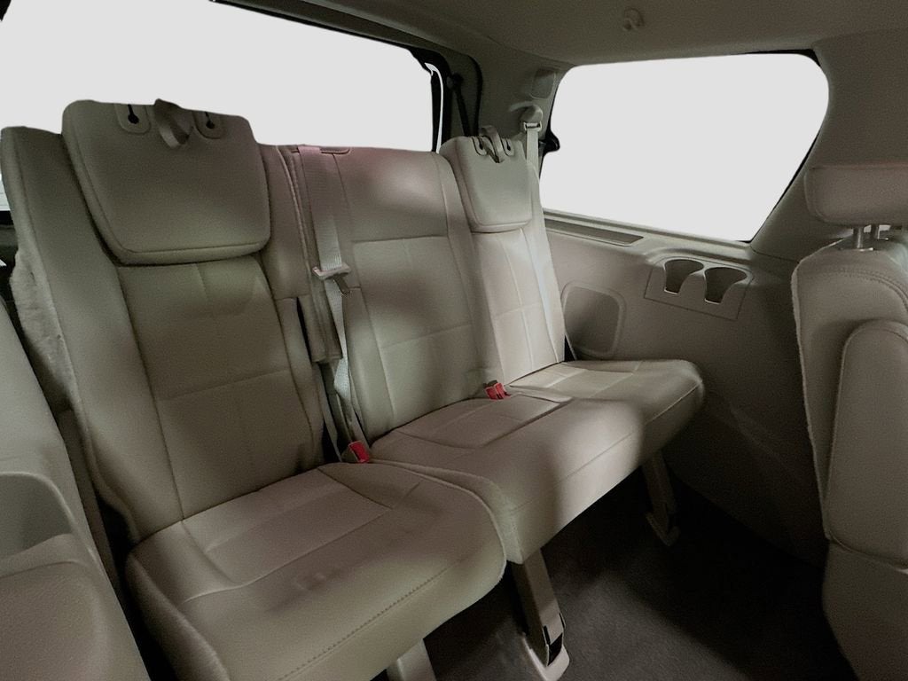 2014 Lincoln Navigator Base