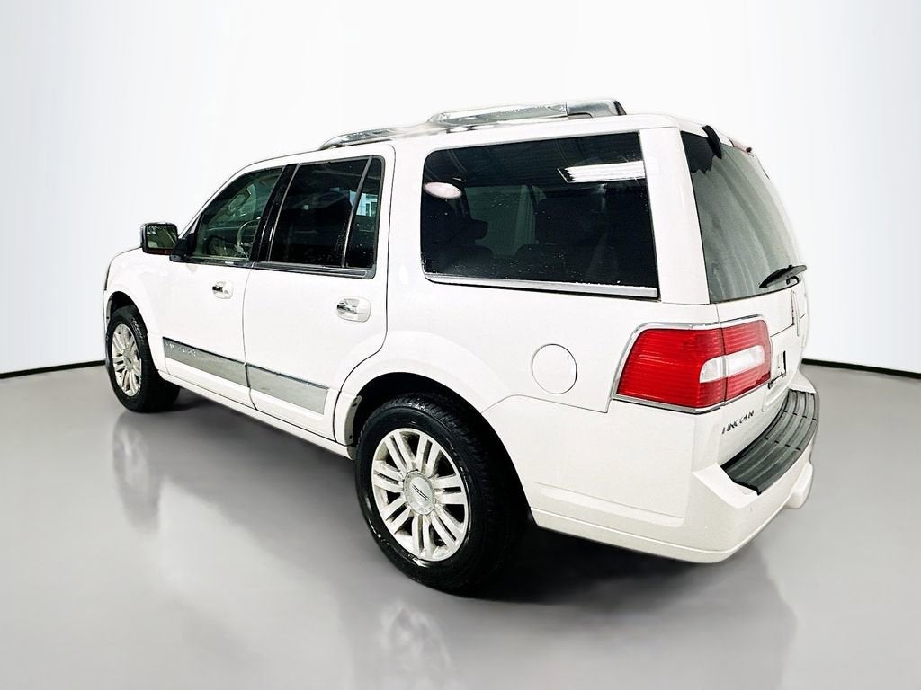 2014 Lincoln Navigator Base