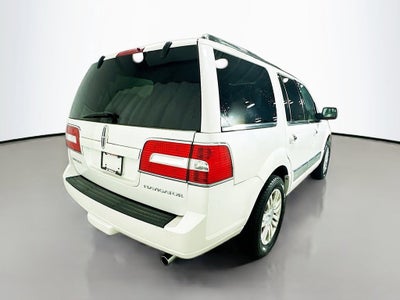 2014 Lincoln Navigator Base