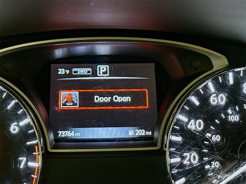 2016 Nissan Pathfinder SV