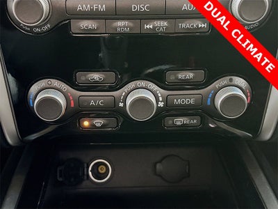 2016 Nissan Pathfinder SV