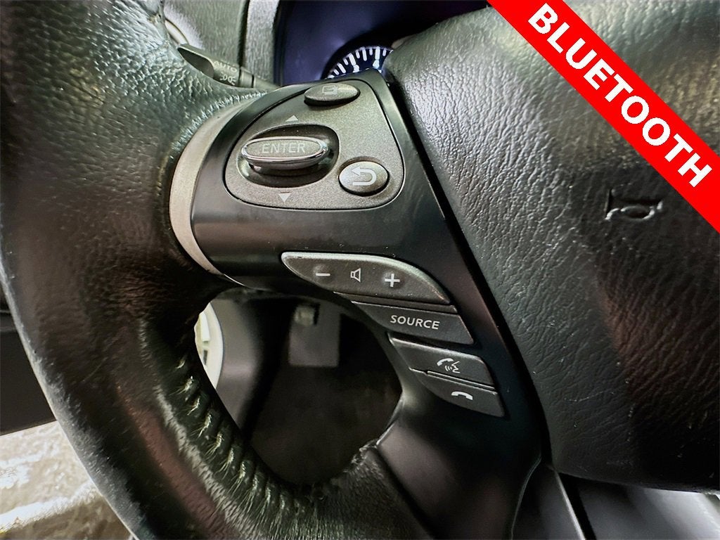 2016 Nissan Pathfinder SV