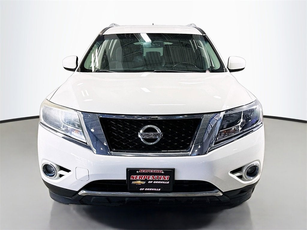 2016 Nissan Pathfinder SV