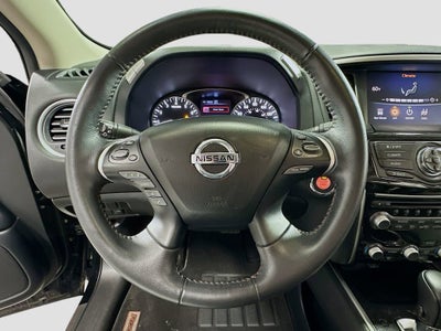 2020 Nissan Pathfinder SV