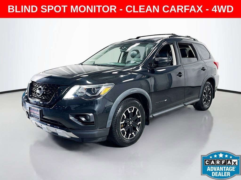 2020 Nissan Pathfinder SV