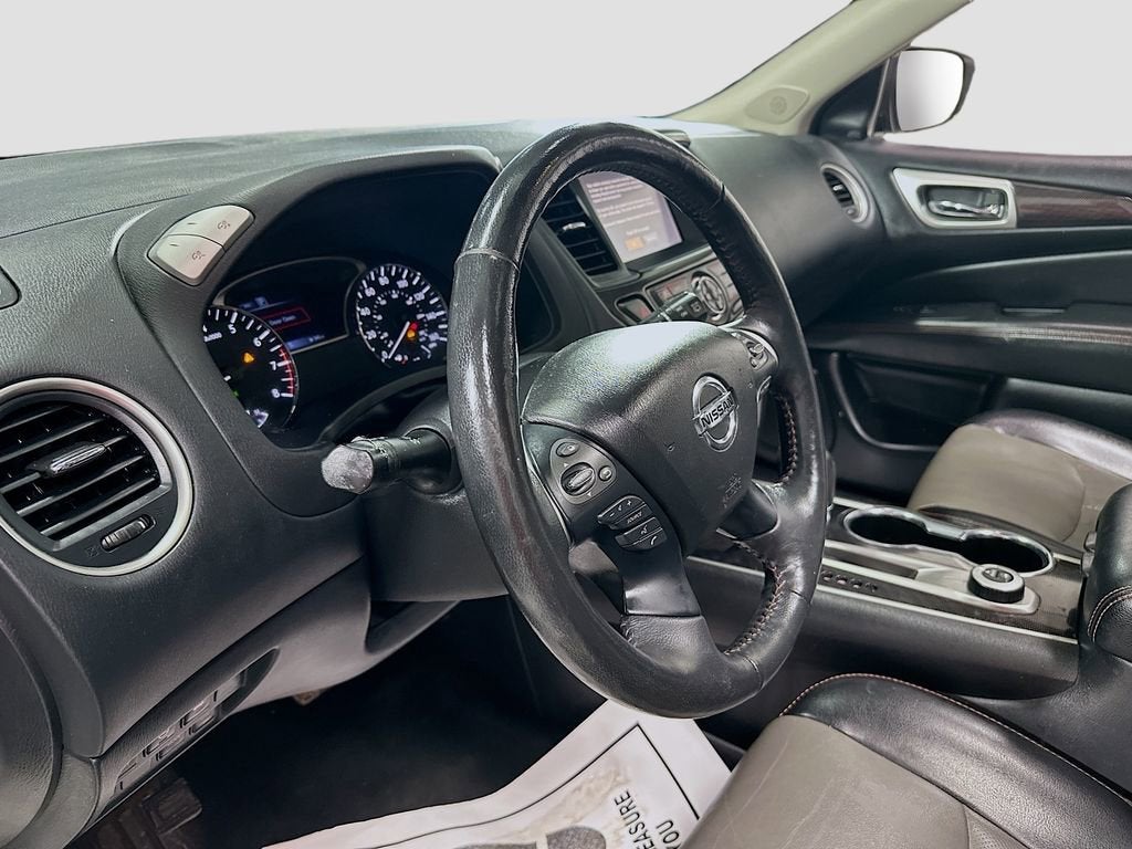 2020 Nissan Pathfinder SL