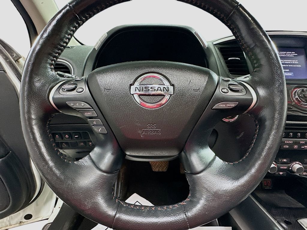 2020 Nissan Pathfinder SL