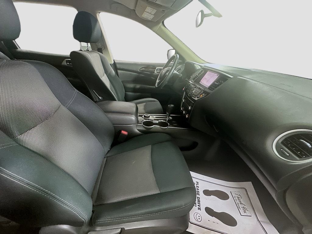 2018 Nissan Pathfinder S