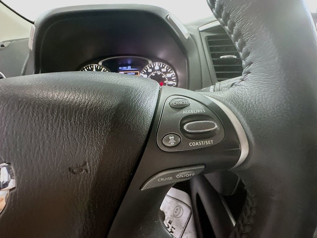 2018 Nissan Pathfinder S