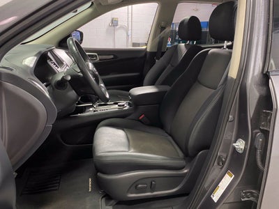 2017 Nissan Pathfinder SV