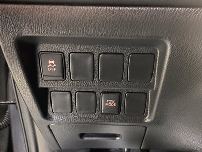 2017 Nissan Pathfinder SV