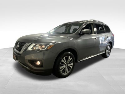2017 Nissan Pathfinder SV