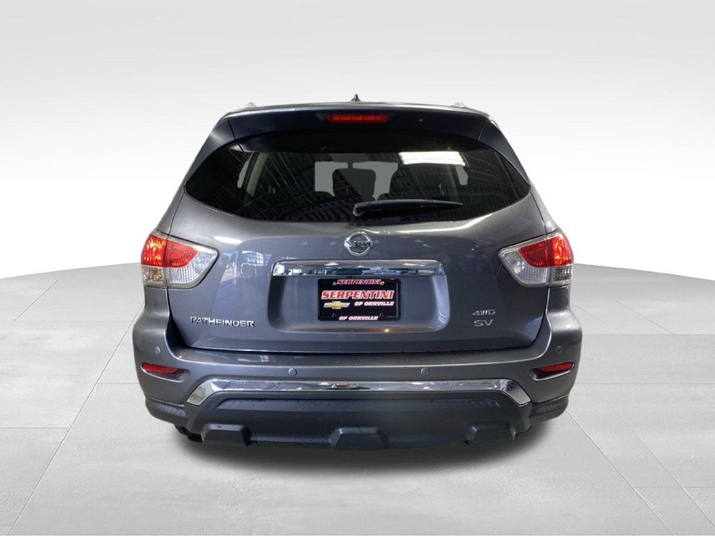 2017 Nissan Pathfinder SV