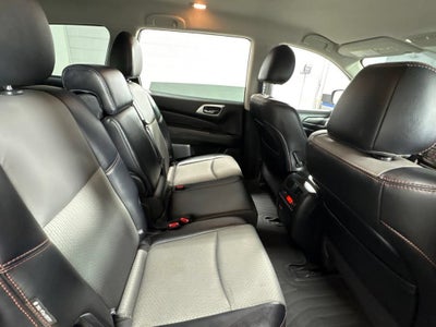 2019 Nissan Pathfinder S