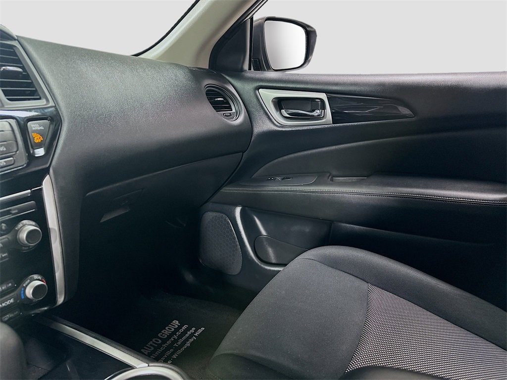 2018 Nissan Pathfinder S