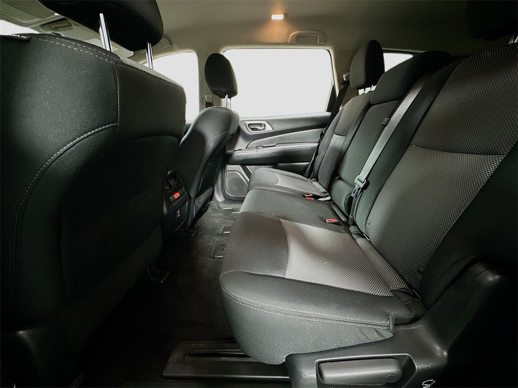 2018 Nissan Pathfinder S