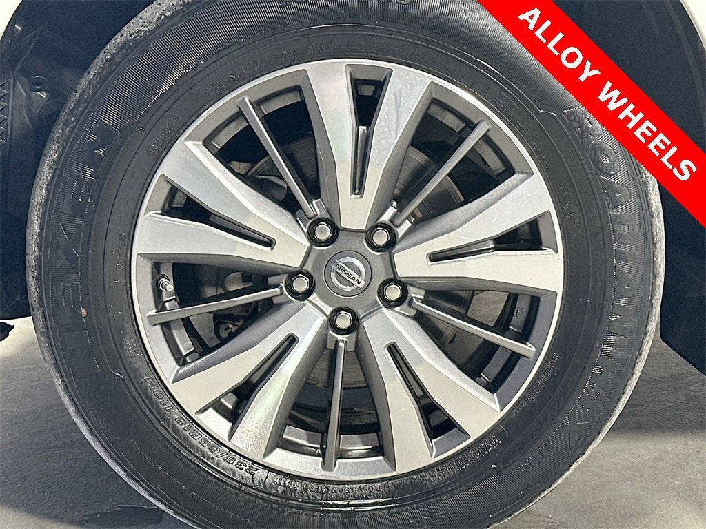 2018 Nissan Pathfinder S