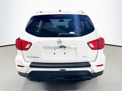 2018 Nissan Pathfinder S