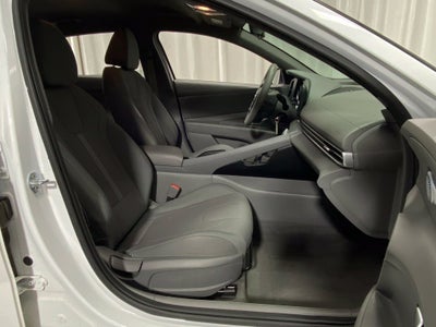 2022 Hyundai Elantra SE