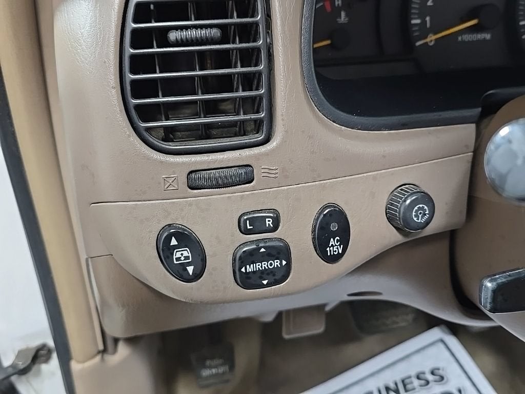 2004 Toyota Tundra Ltd