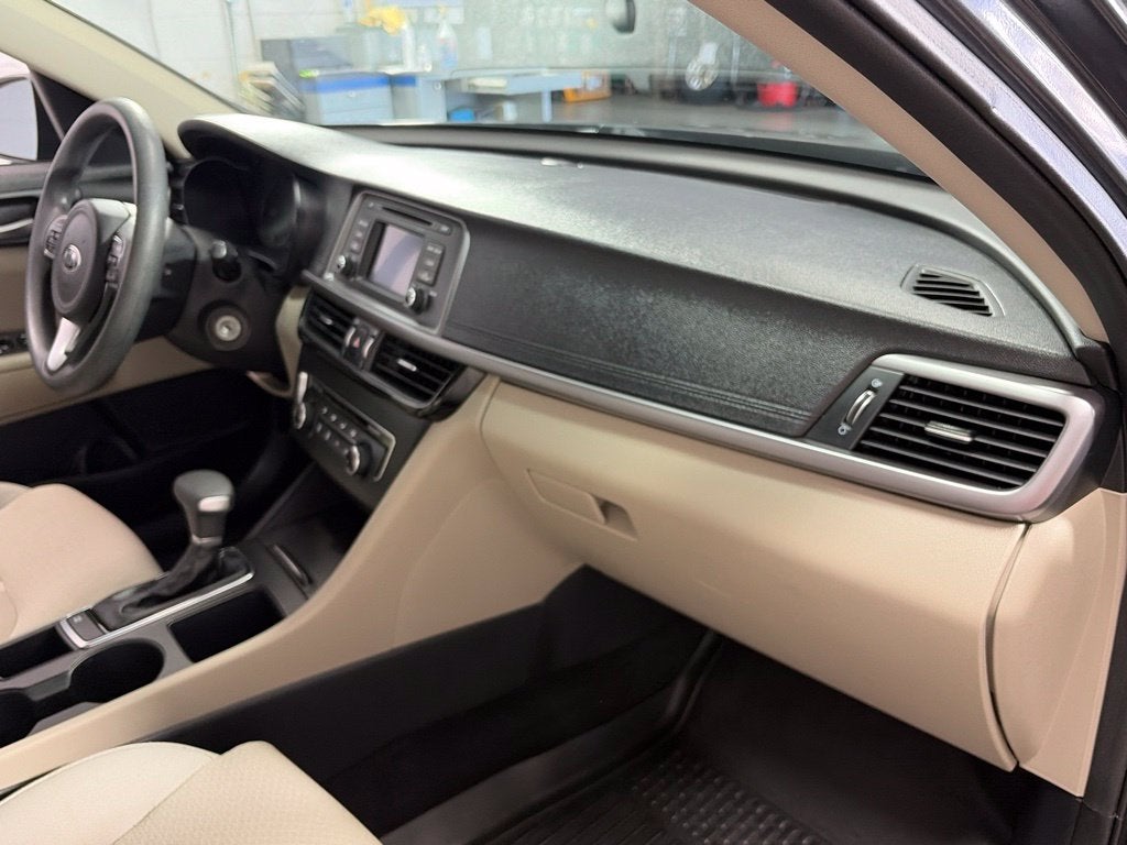 2017 Kia Optima LX