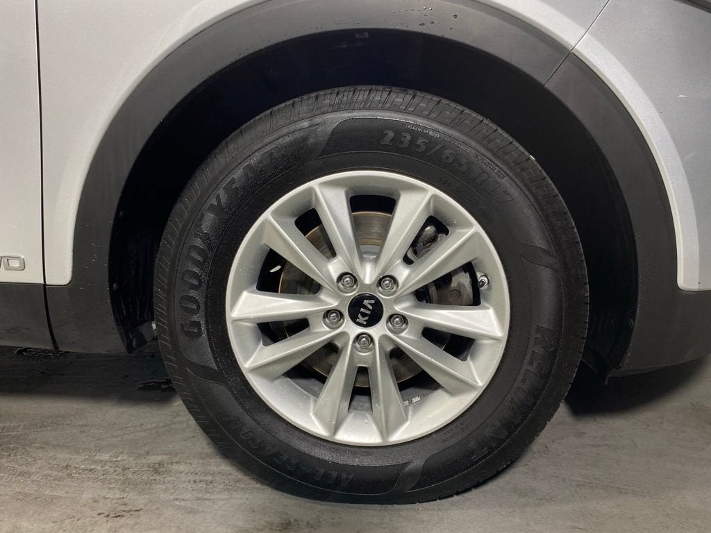 2019 Kia Sorento LX V6