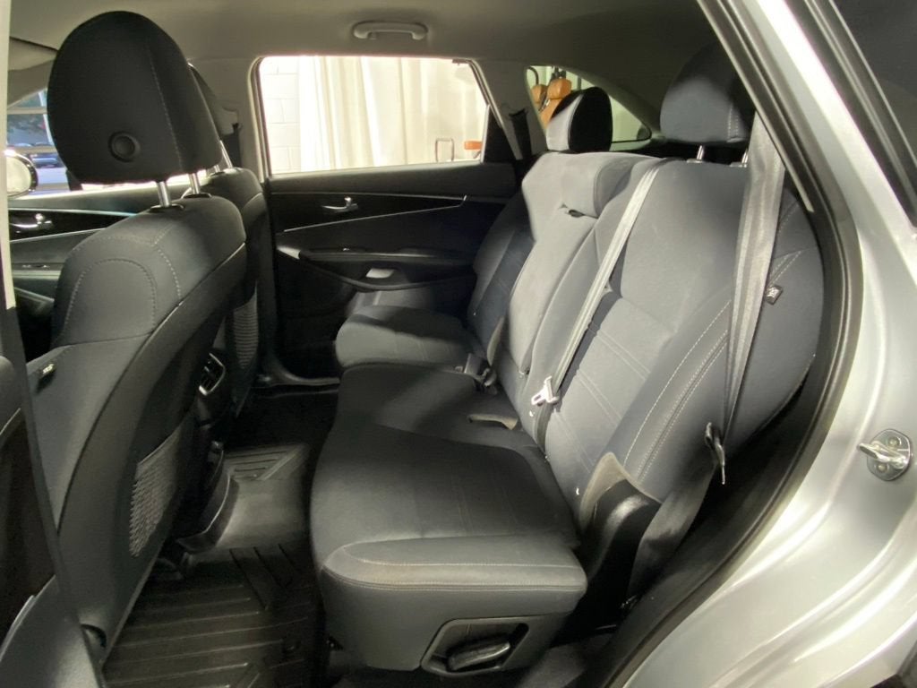 2019 Kia Sorento LX V6