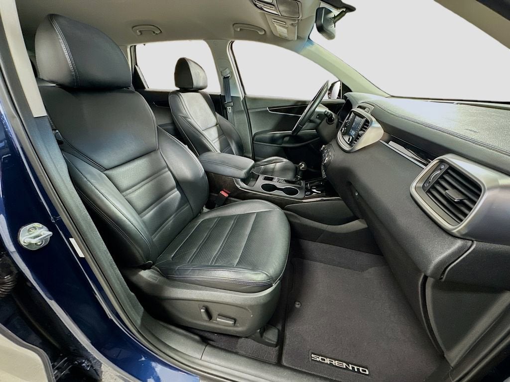 2018 Kia Sorento EX V6