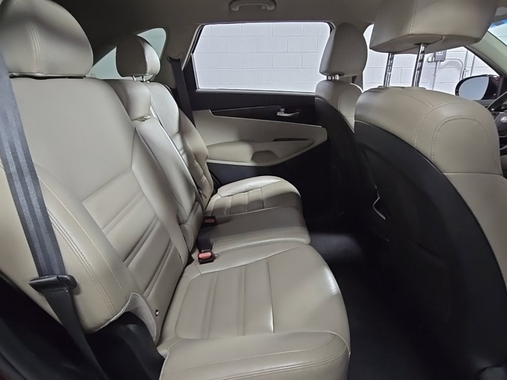 2019 Kia Sorento EX V6