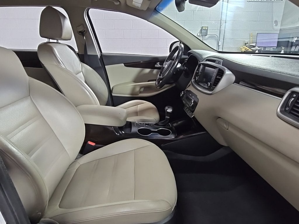 2019 Kia Sorento EX V6