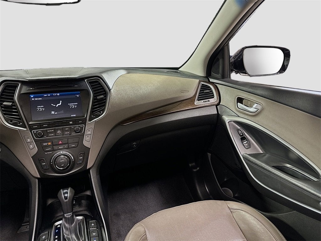 2017 Hyundai Santa Fe Sport 2.0T Ultimate