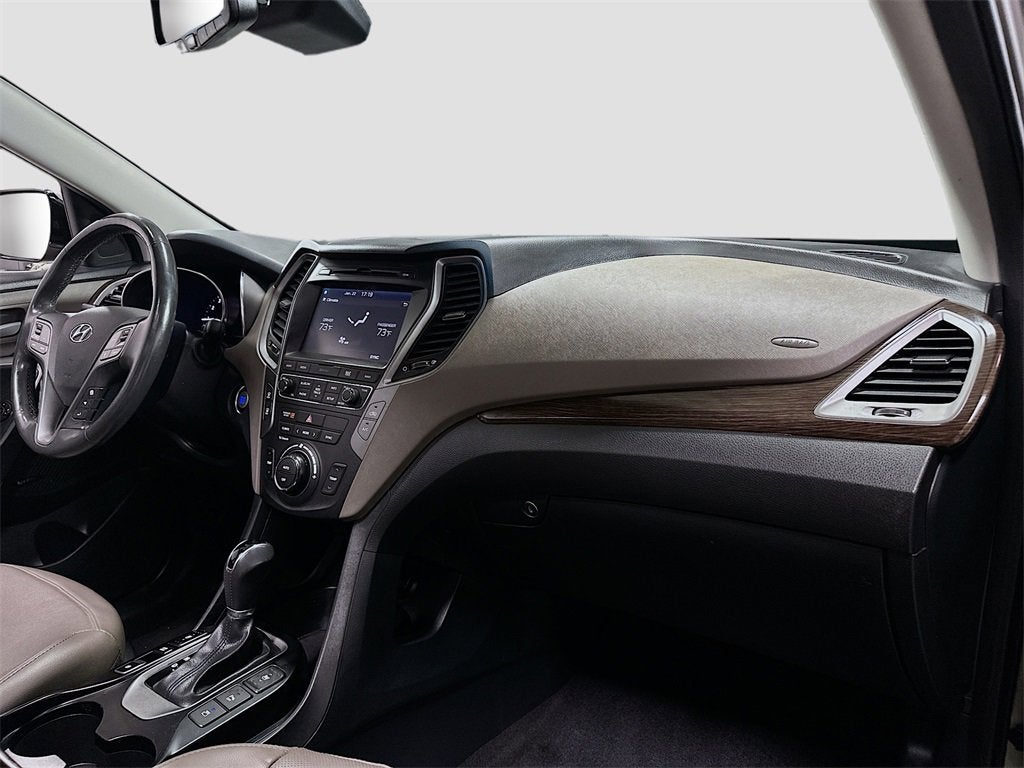 2017 Hyundai Santa Fe Sport 2.0T Ultimate